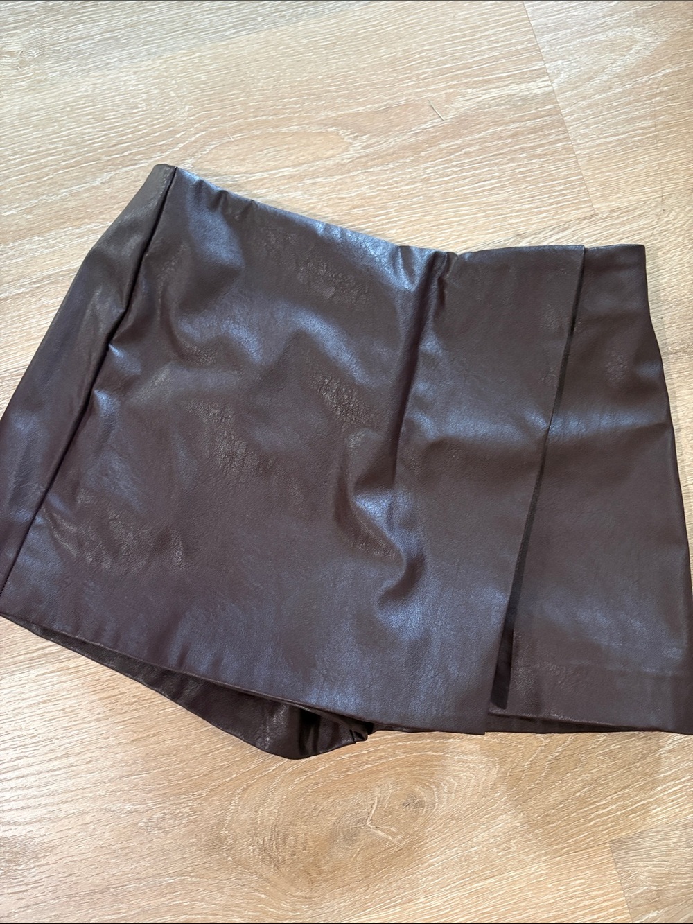 Francesca's Collections Brown Faux Leather Skort